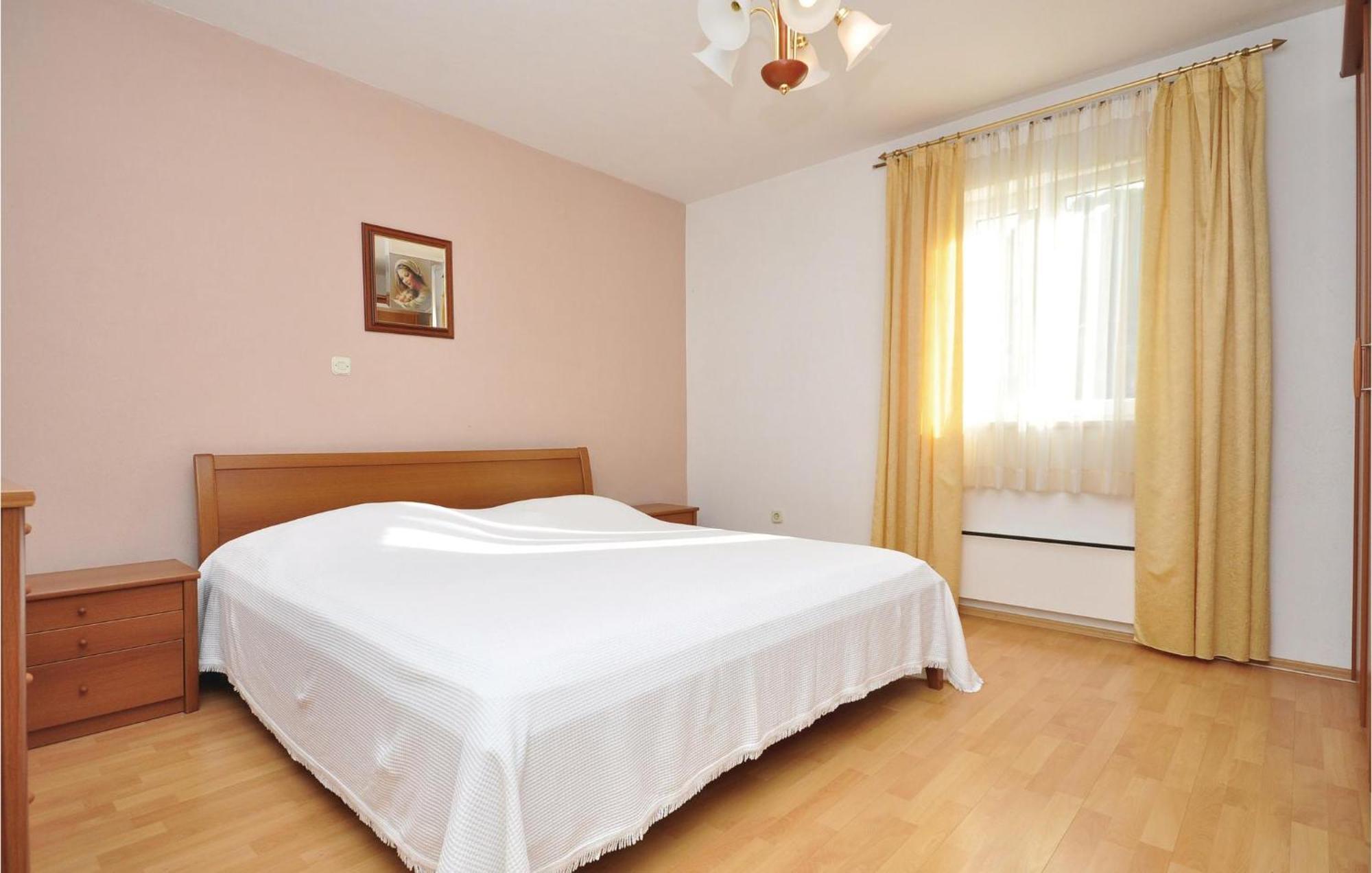 3 Bedroom Awesome Apartment In 푸치스차 외부 사진